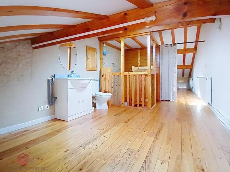 Maison de village - 76 m² - 4 pièces