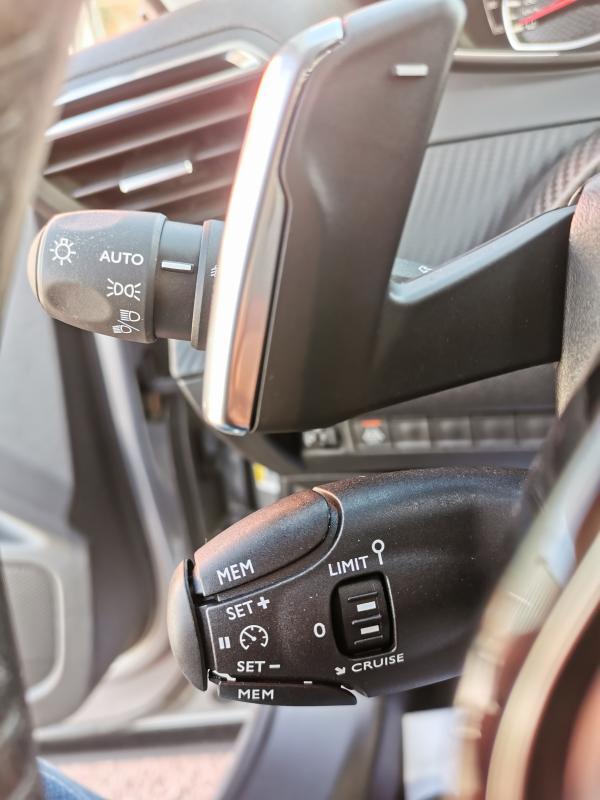 Peugeot 2008 1.5 BHDi 130 ch Eat8 Active