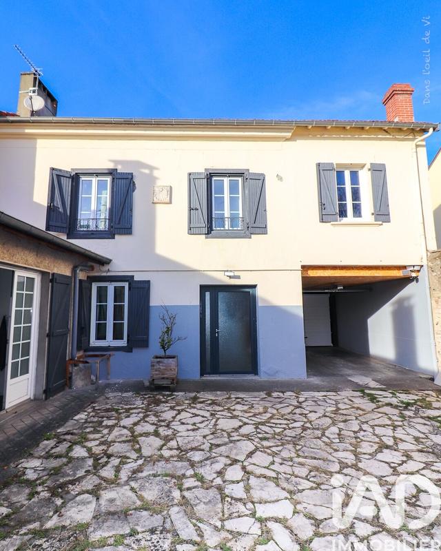 Maison - 120 m² - 5 pièces