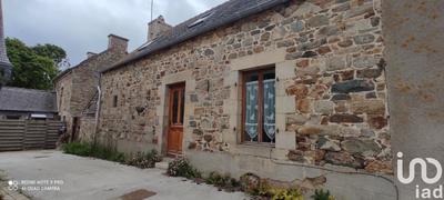 Maison - 137 m² - 7 pièces