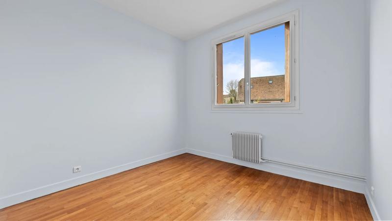 Appartement - 99 m² - 4 pièces