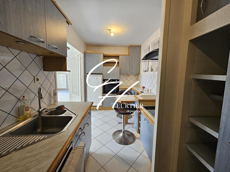 Appartement - 110 m² - 5 pièces