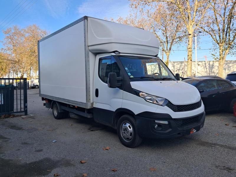 Iveco 35c13 Daily 20 M3 - Boite Auto Carplay Camera Tva Recuperable