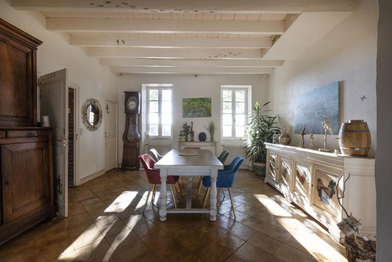 Maison - 450 m² - 12 pièces