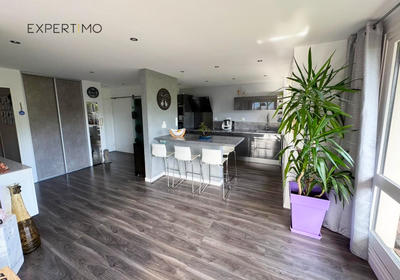 Appartement - 83 m² - 4 pièces