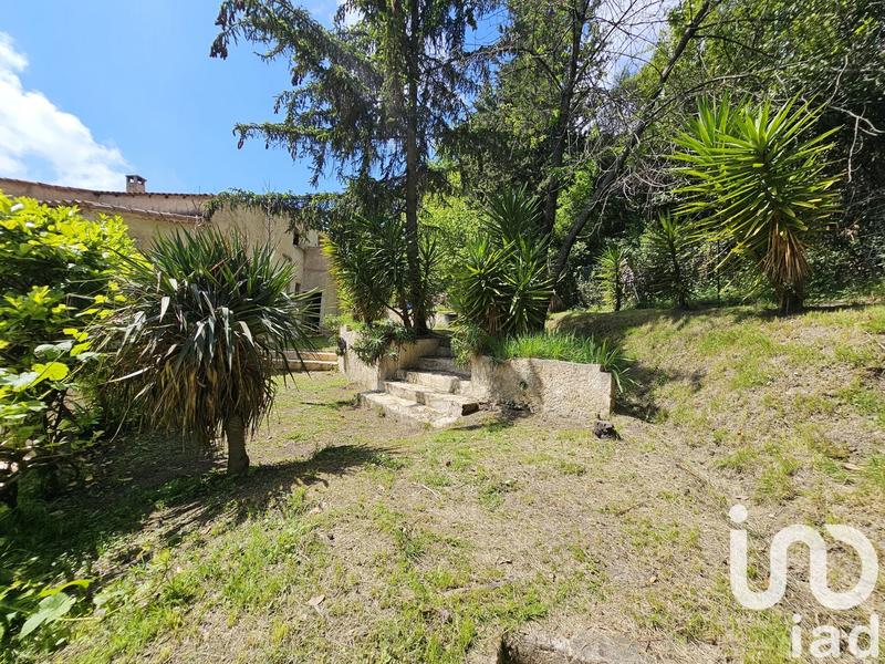 Maison - 250 m² - 9 pièces