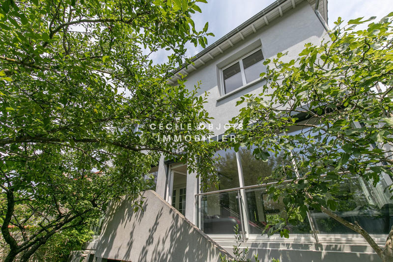 Maison - 224 m² - 10 pièces