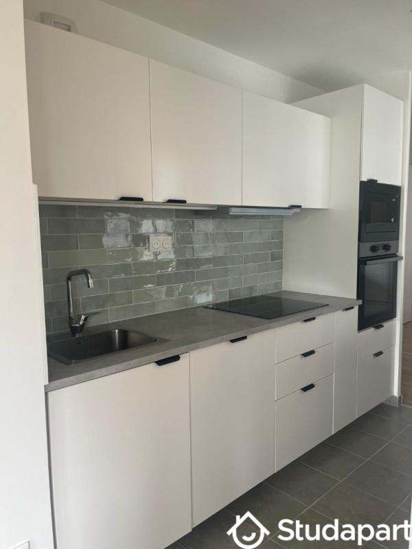 Chambre - 12 m² - 1 pièce