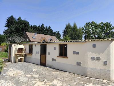 Maison - 88 m² - 4 pièces