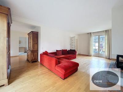 Maison - 166 m² - 7 pièces