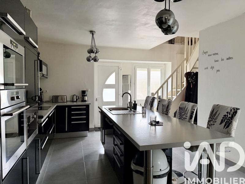 Maison de ville - 100 m² - 5 pièces