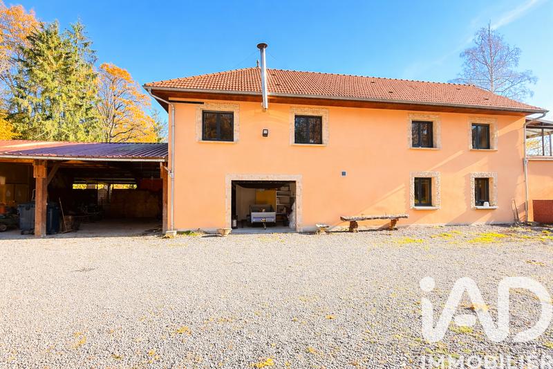 Maison - 290 m² - 9 pièces