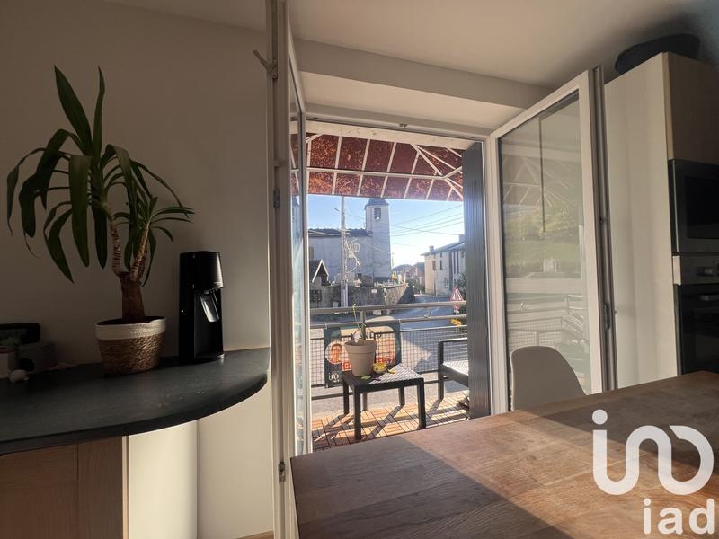 Maison - 92 m² - 5 pièces