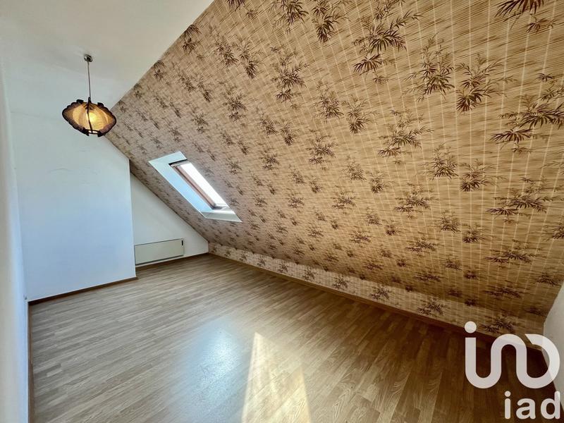 Maison - 252 m² - 7 pièces