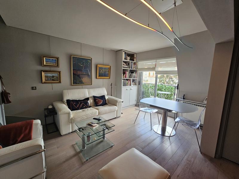 Appartement - 82 m² - 4 pièces