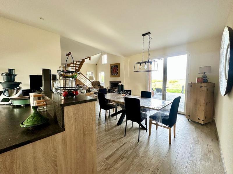 Maison - 172 m² - 5 pièces