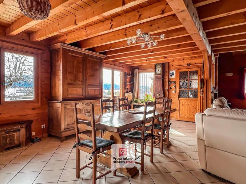 Maison - 159 m² - 6 pièces