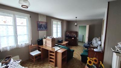 Maison - 91 m² - 5 pièces