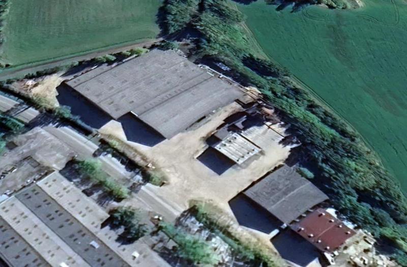 Entrepôt - 2 225 m² - 1 pièce