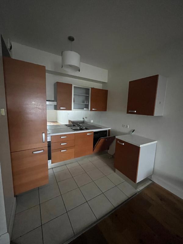 Appartement - 83 m² - 3 pièces