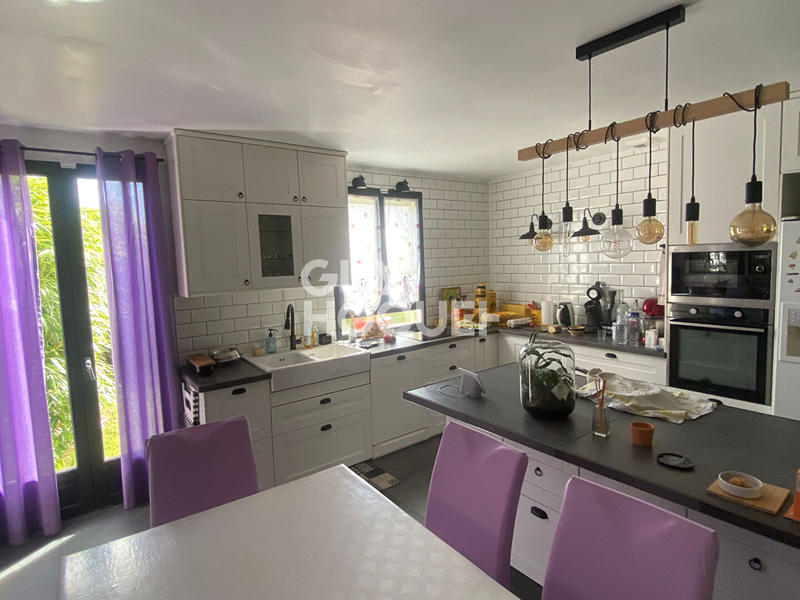 Maison - 110 m² - 5 pièces