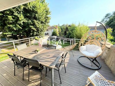 Maison - 145 m² - 5 pièces