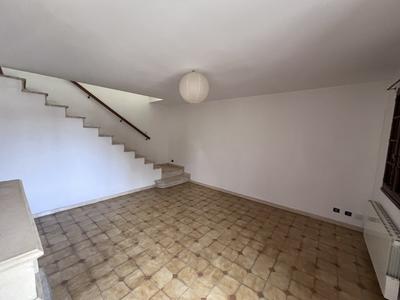 Maison - 77 m² - 3 pièces