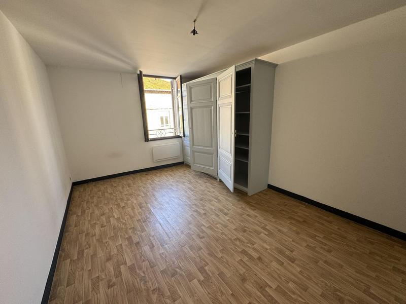 Immeuble - 155 m² - 7 pièces