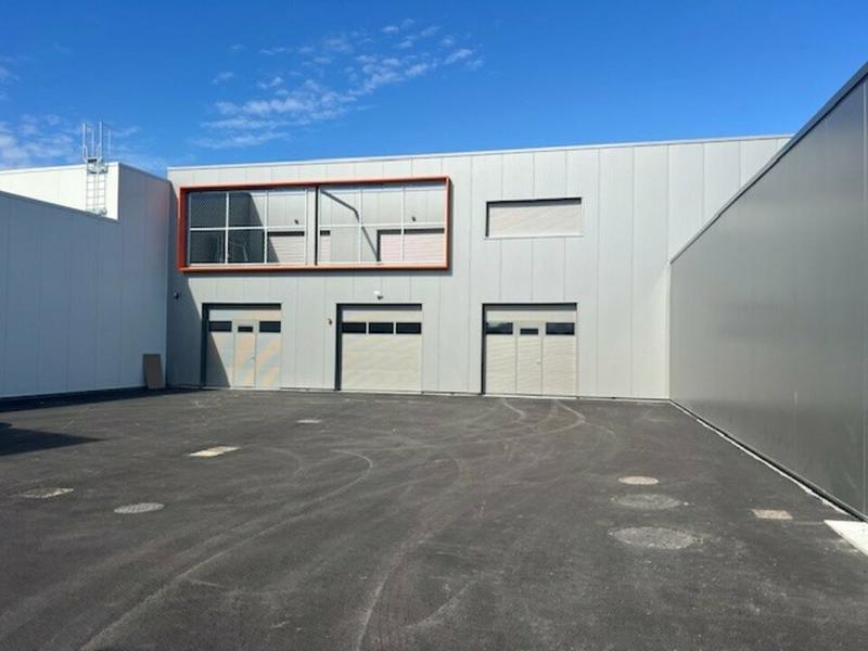 Local d'activité / Entrepôt - 360 m²
