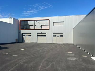 Local d'activité / Entrepôt - 360 m²
