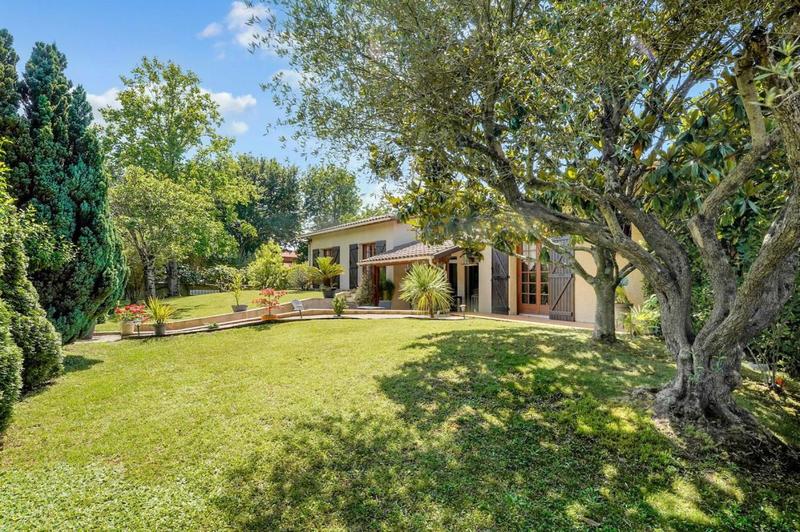 Maison - 144 m² - 5 pièces