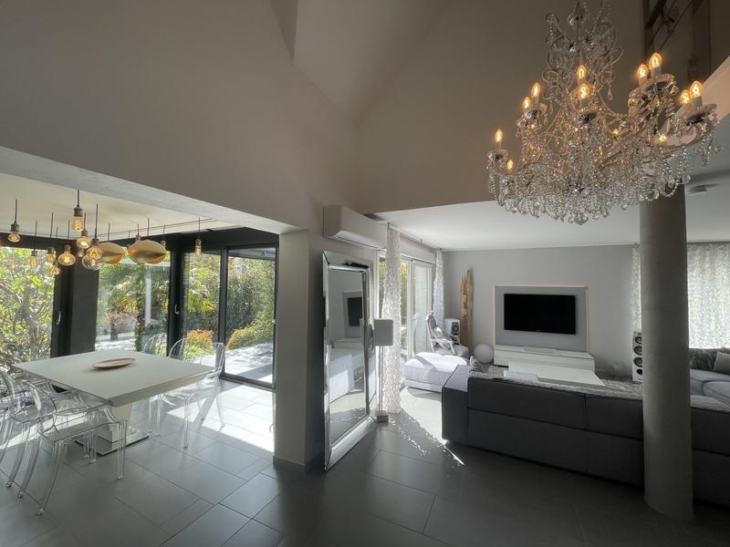 Maison contemporaine - 154 m² - 7 pièces