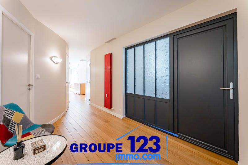 Appartement - 125 m² - 5 pièces
