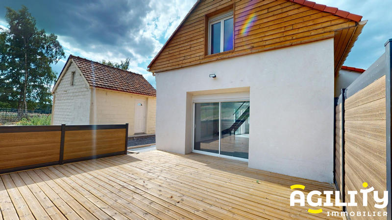 Maison - 181 m² - 6 pièces