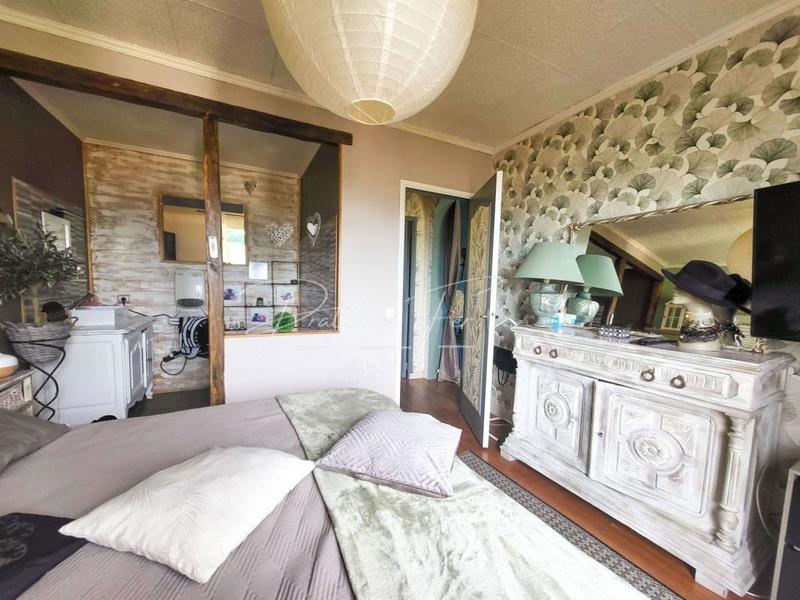 Maison - 150 m² - 6 pièces