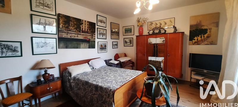 Maison - 218 m² - 6 pièces