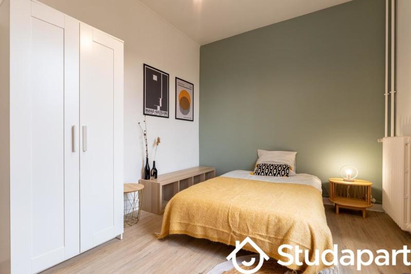 Chambre - 10 m² - 1 pièce