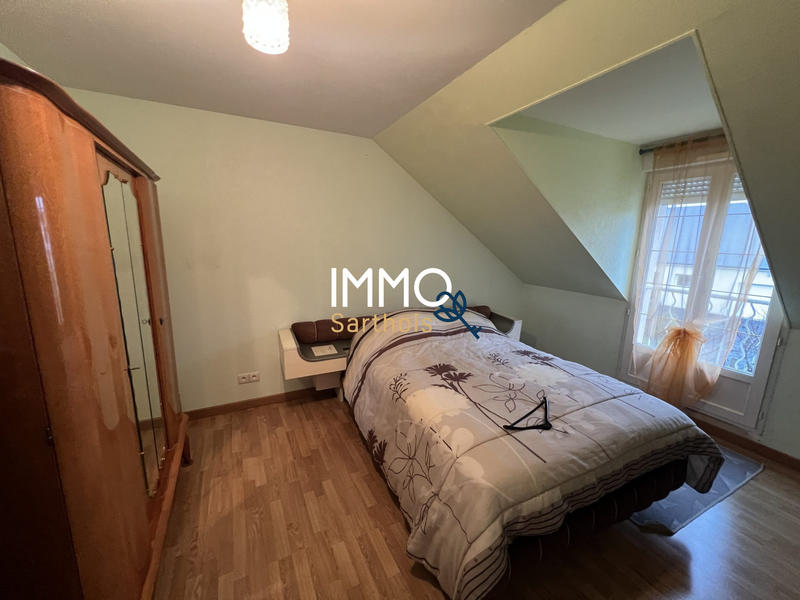 Maison - 183 m² - 11 pièces