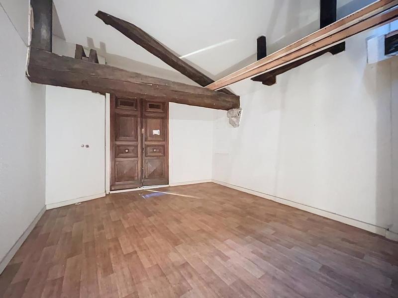 Appartement - 264 m² - 4 pièces