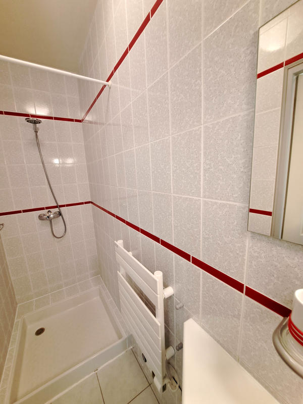 Maison - 202 m² - 5 pièces