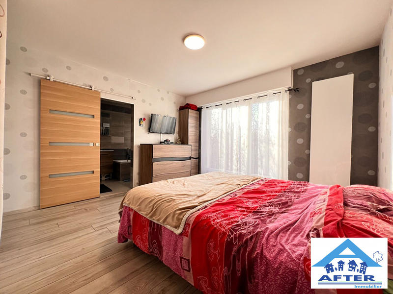 Maison - 160 m² - 8 pièces