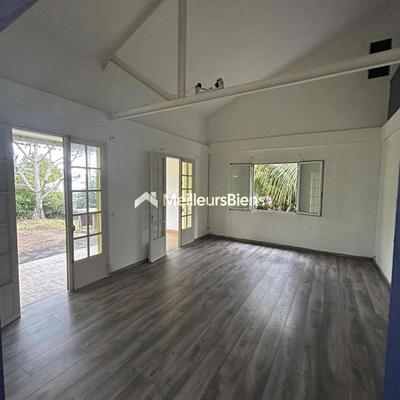 Propriété - 163 m² - 7 pièces