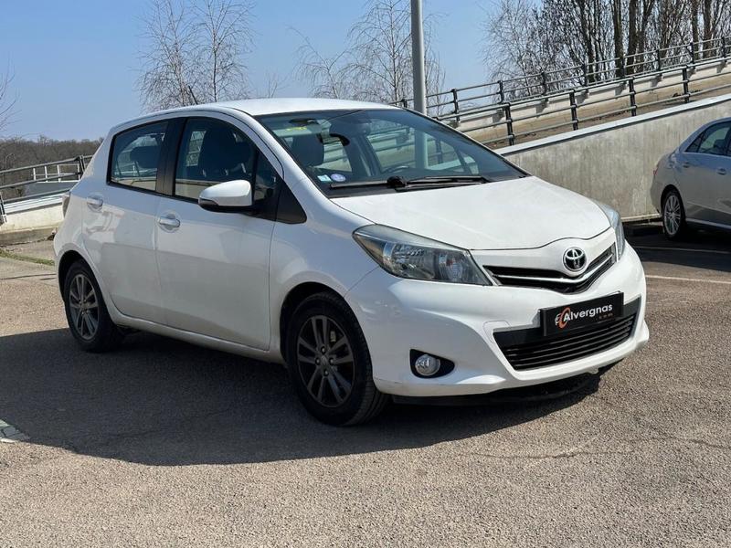 Toyota Yaris III (2) 100 Vvt-I Design 5p