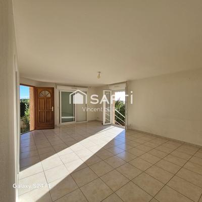 Maison - 120 m² - 4 pièces