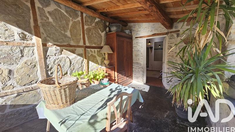 Appartement - 95 m² - 6 pièces