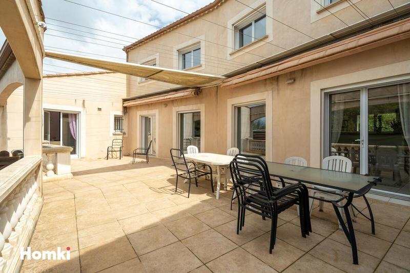 Maison - 187 m² - 6 pièces