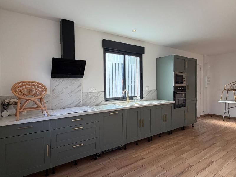 Maison - 93 m² - 4 pièces