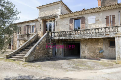 Maison ancienne - 222 m² - 8 pièces