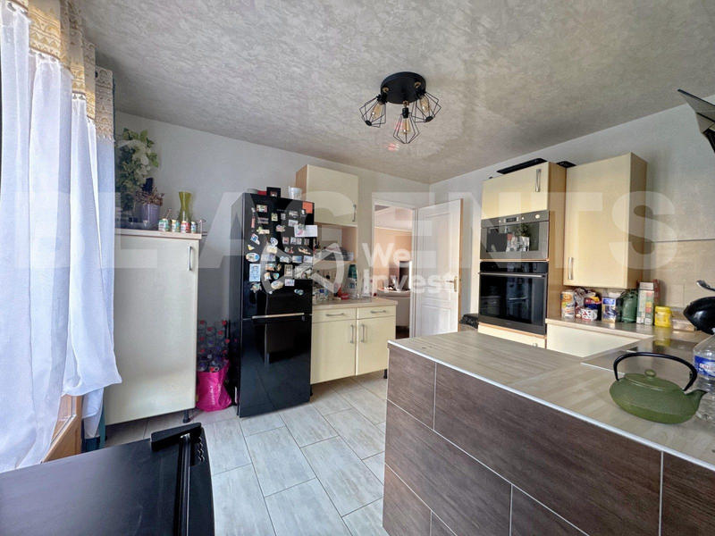 Maison - 157 m² - 6 pièces