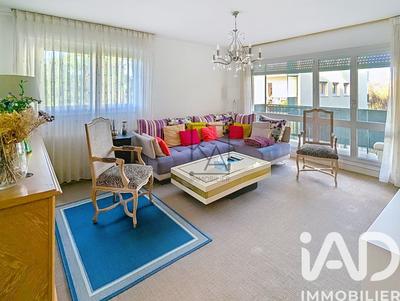 Appartement - 99 m² - 5 pièces